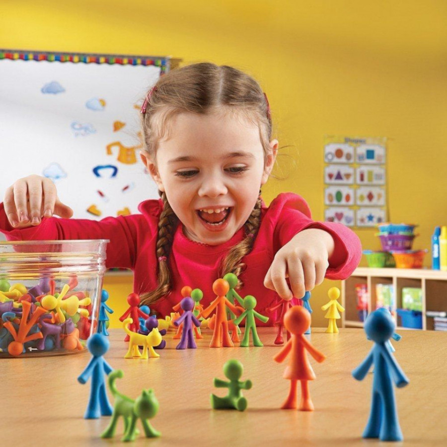 Set pentru sortat si numarat - Familia mea (72 piese) 5