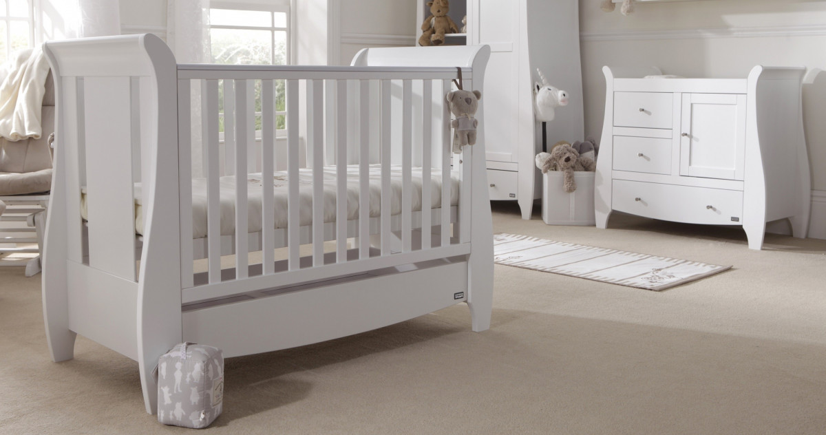 Tutti Bambini - Set mobilier Katie Alb format din 2 piese: patut si comoda 4