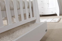 Tutti Bambini – Set patut Katie Alb + salteluta pentru bebelusi  4