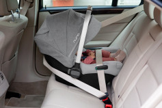Nuna - Scoica auto i-Size Pipa Next Frost, nastere - 83 cm 11